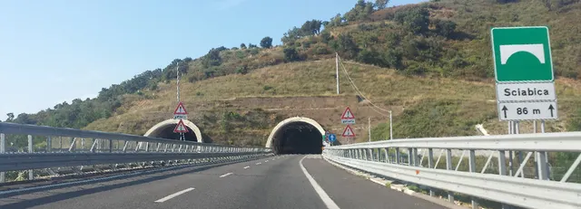 Tunnel de Timpa delle Vigne