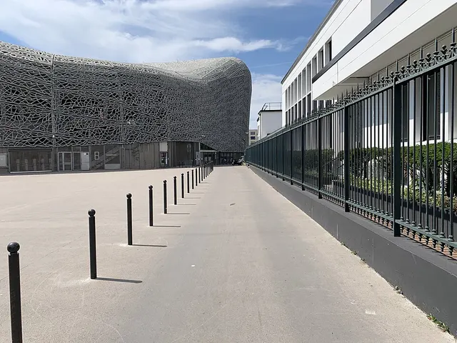 Allée Charles-Brennus