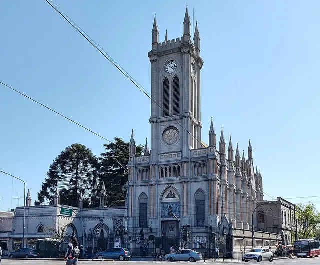 Sanctuaire Notre-Dame-du-Rosaire de Nueva Pompeya