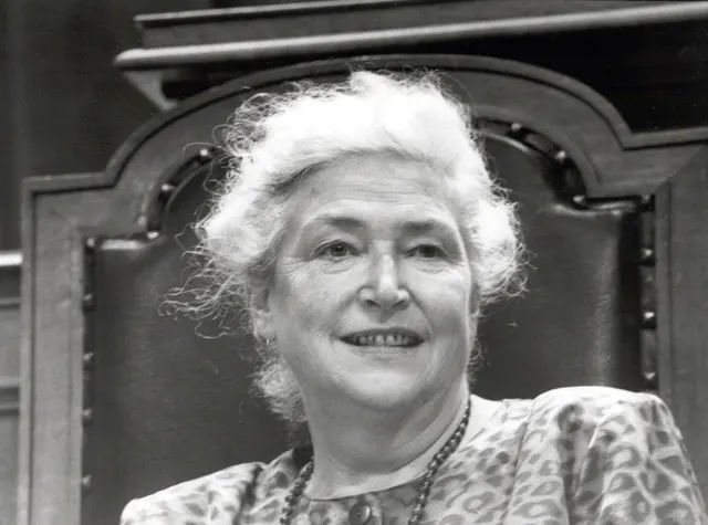 Esther Bührer