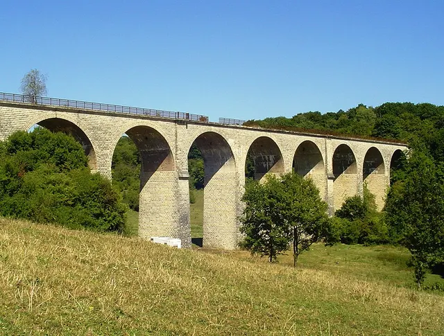 Ligne de Marcq-Saint-Juvin à Baroncourt