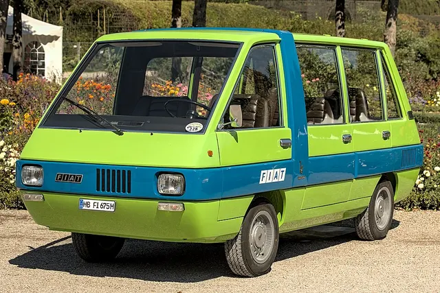 Fiat 850 Visitor-Bus