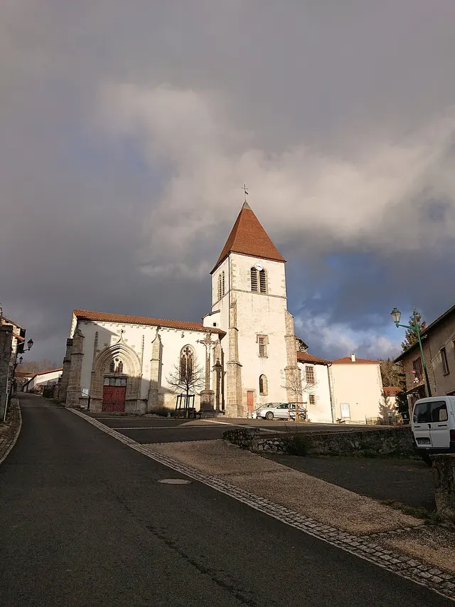 Église Saint-Bonnet de Saint-Bonnet-le-Chastel