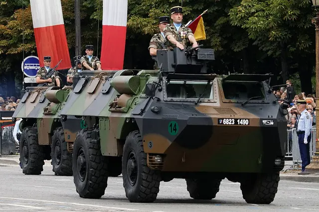 7e compagnie de commandement et de transmissions blindée