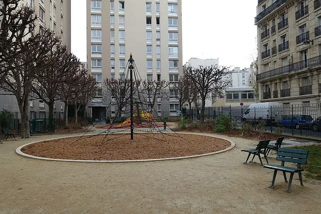 Square Frédéric-Bazille