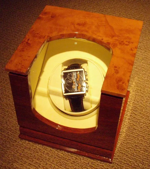Tourne-montre