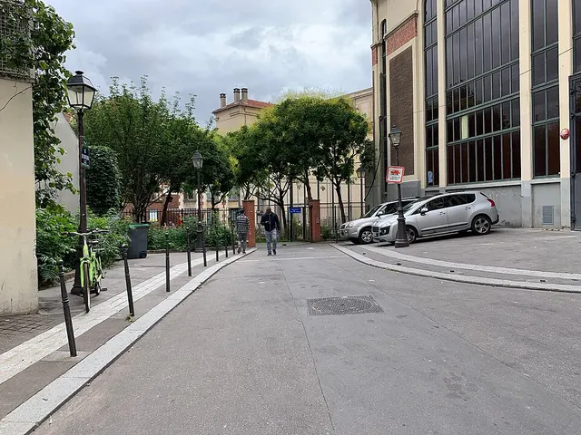 Rue Léon-Schwartzenberg