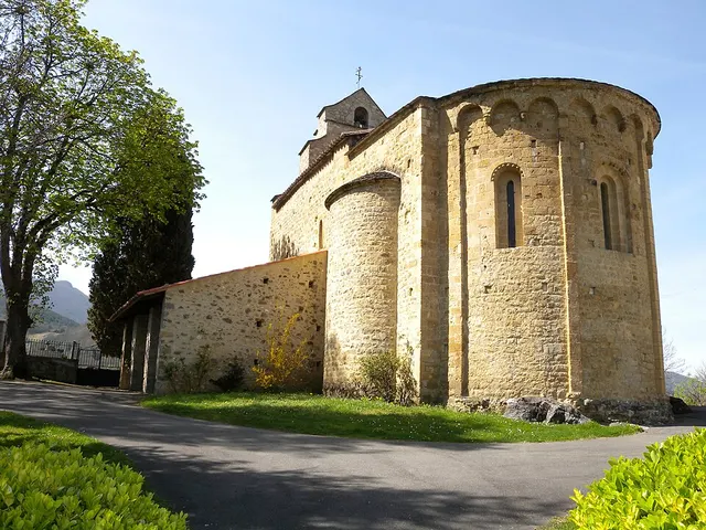 Église Saint-Pierre de Montgauch