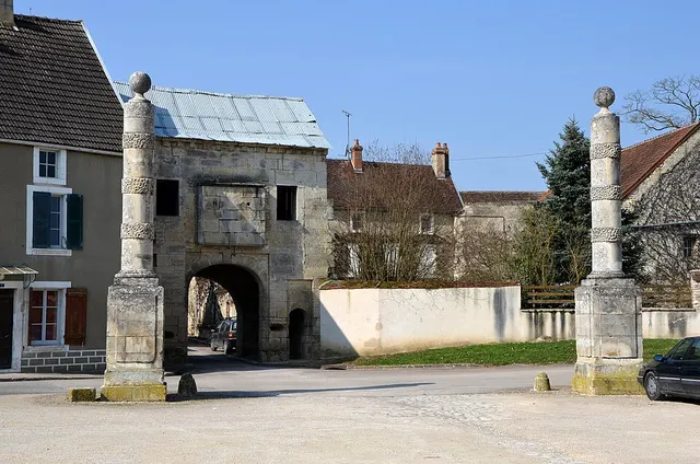 Colonnes de Nuits