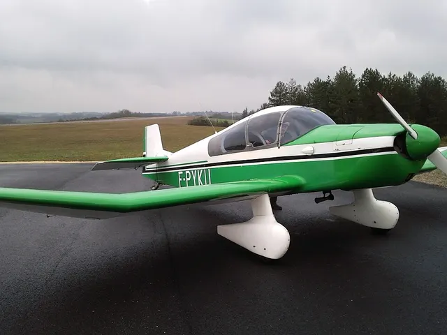 Jodel DR-1052