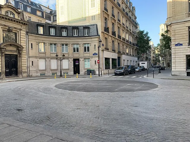Place Saint-Thomas-d'Aquin