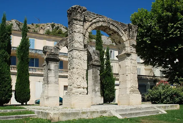 Liste des monuments historiques de Cavaillon