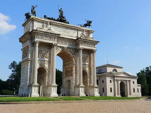 Arco della Pace