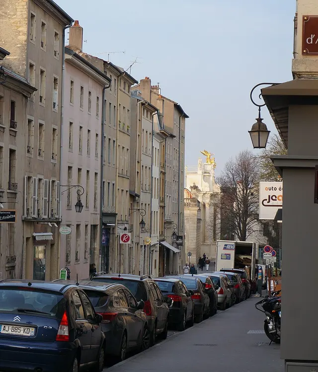 Rue Gustave-Simon