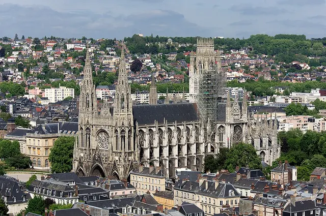 Meurtres à Rouen