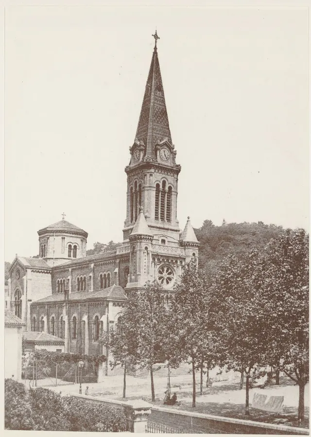 Église Saint-Charles de Serin