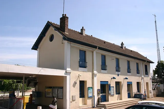 Gare d'Évry-Val-de-Seine